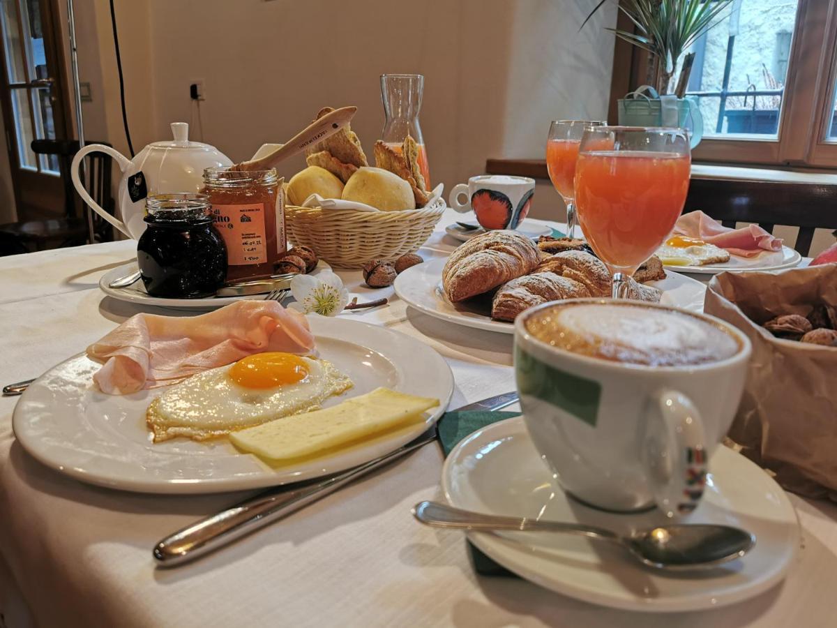 Alla Torre Del Barbarossa B&B Foresteria Mandello del Lario Ngoại thất bức ảnh